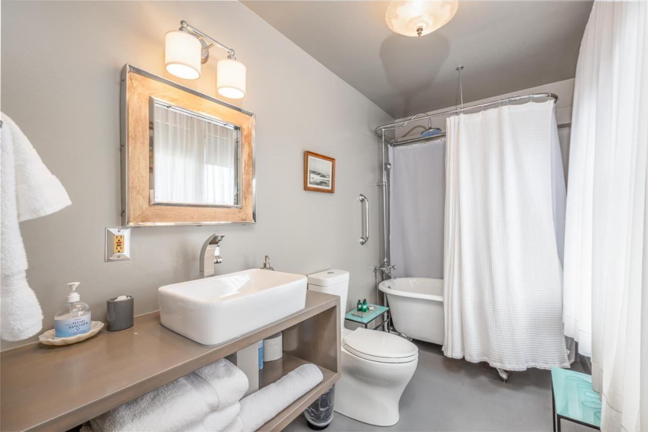 Nantucket Whale Inn, Халф Мун Бей Екстериор снимка