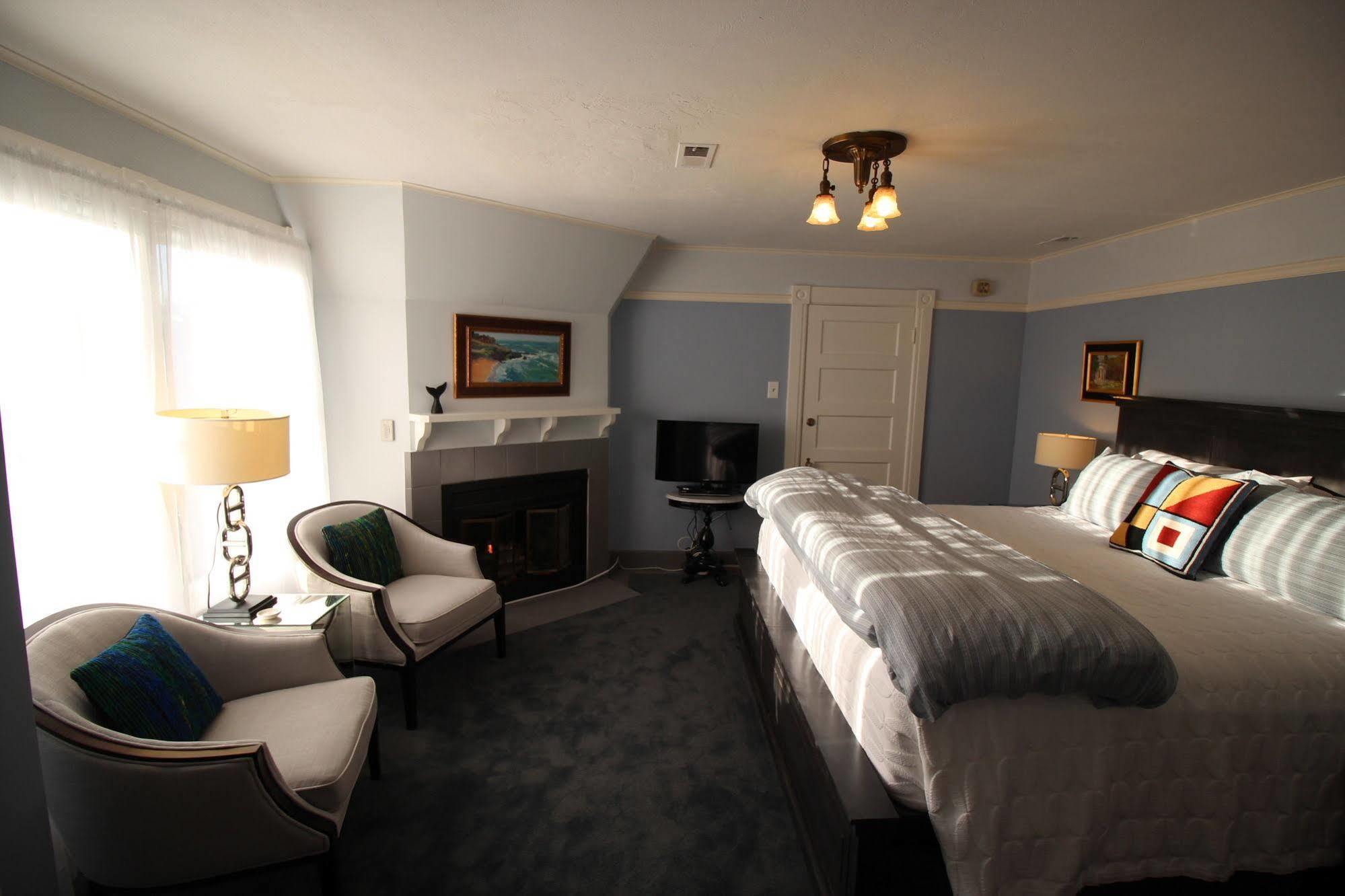 Nantucket Whale Inn, Халф Мун Бей Екстериор снимка