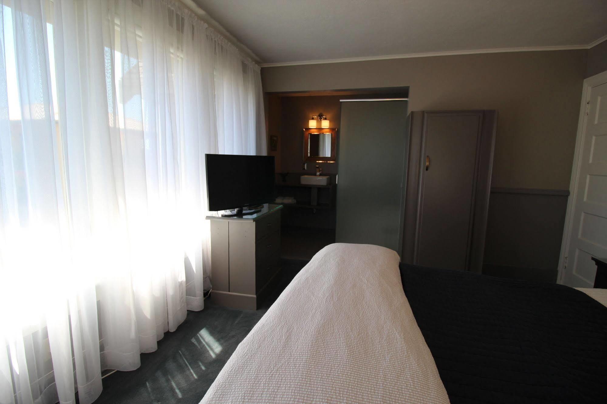 Nantucket Whale Inn, Халф Мун Бей Екстериор снимка